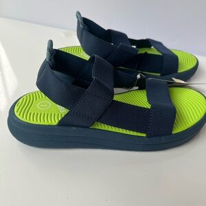 NEW Kids Size 1 Green and Navy Blue  Elastic Band Kids Sandals  Ribbed Footbed